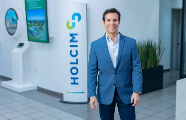 No paró de estudiar hasta concretar su sueño en el mundo de la construcción