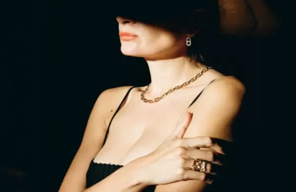 Paris Fashion Week 2024: las 6 marcas de joyera que revolucionan esta edicin