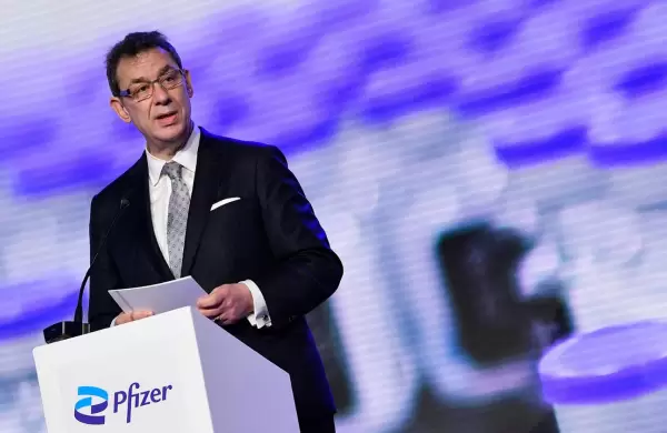 Debera elegir acciones de Pfizer a 30 dlares despus de una cada del 30% en un ao?