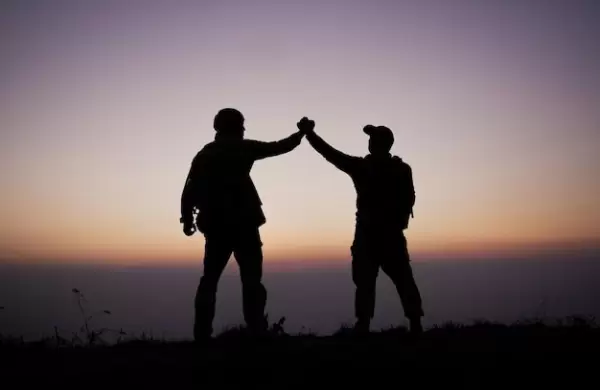 Nos devuelven la esperanza de a poco