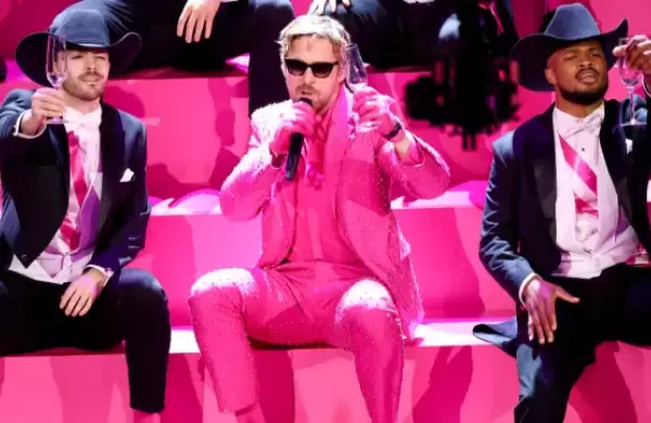 La actuación de Ryan Gosling en los Oscar provocó un aumento del 2.000% en las ventas de 'I'm Just Ken'