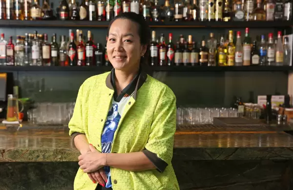 Quin es y cmo trabaja Monica Berg, la bartender ms influyente del mundo