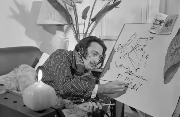 La IA trae a la vida a Salvador Dalí y responde todas las preguntas