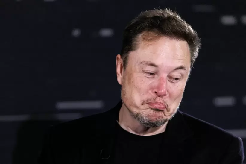 Elon Musk, Tesla, Vehculos elctricos