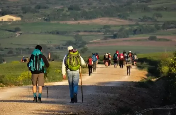 La esencia del peregrinaje: el arte de perdernos juntos