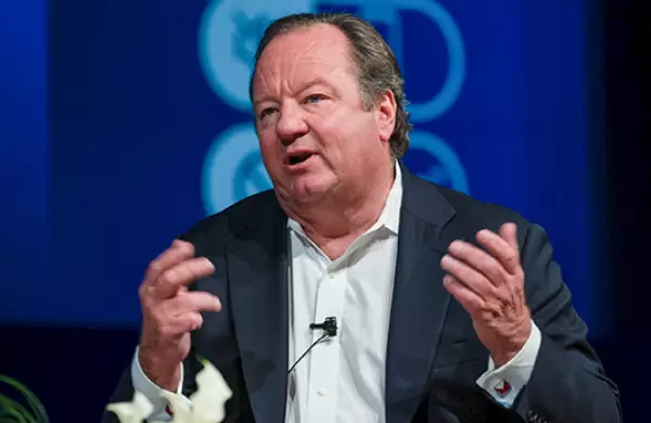 De Paramount a Salesforce: Es el doble comando una buena idea?