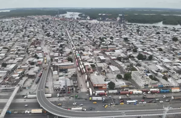 ¿Qué pasa con la logística de exportación en zona portuaria de Guayaquil?