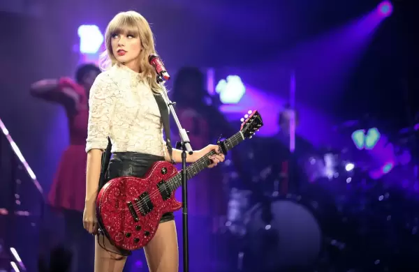 El secreto de Taylor Swift para conectar con millones: cmo los "antimanuales" revolucionan el mundo corporativo
