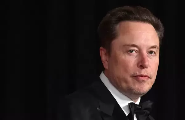 Elon Musk es el multimillonario que más perdió en 2024 hasta el momento: la bonificación que podría cambiarlo todo