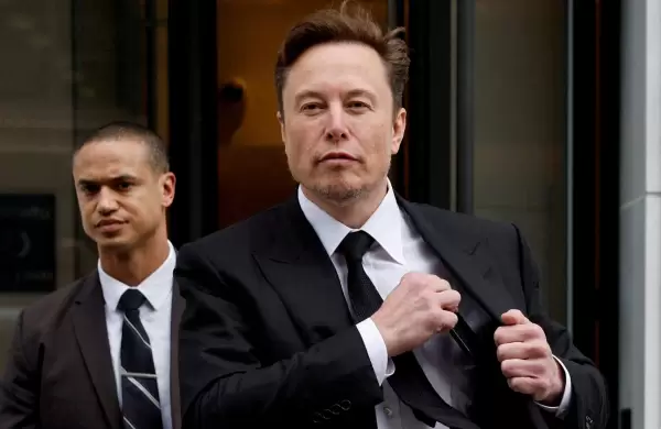 Elon Musk recibió el apoyo de los accionistas de Tesla para reestablecer su paquete salarial