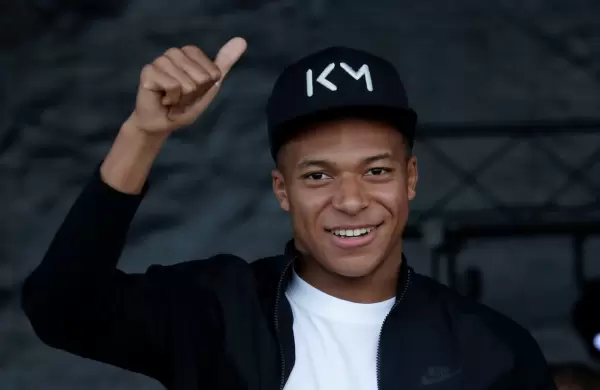 Por qué Mbappé podría superar a Messi y Ronaldo como el futbolista más rico de todos los tiempos