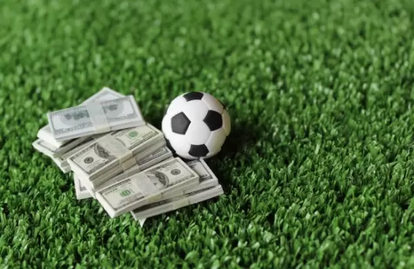 Ftbol, ftbol, ftbol! Money, money, money!