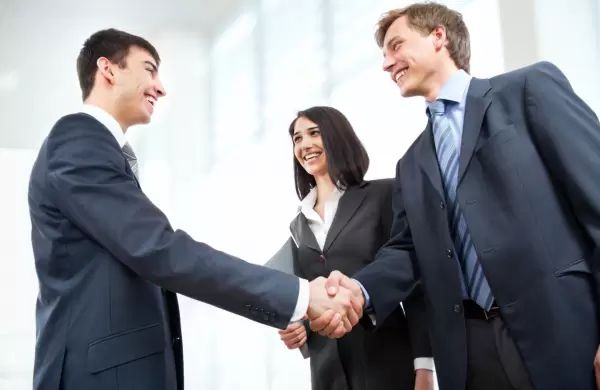 Cmo hacer networking: una gua para las personas a las que no les gusta la idea de contactarse