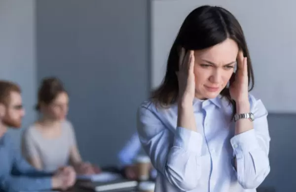 El arte del sabotaje sutil: cómo detectar y protegerte de un jefe tóxico