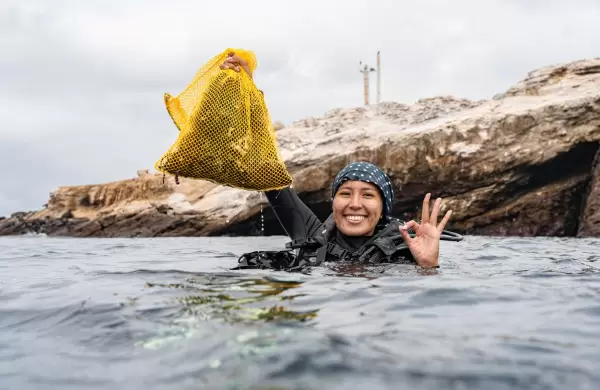 Una activista oceánica que lucha contra la minería submarina