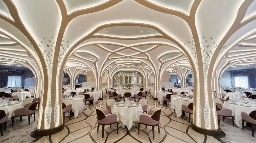 El restaurante Compass Rose - Regent Seven Seas Cruise.