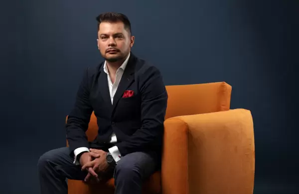 SOLUCEM: una dcada de innovacin y compromiso en las manos de Juan Fernando Arias