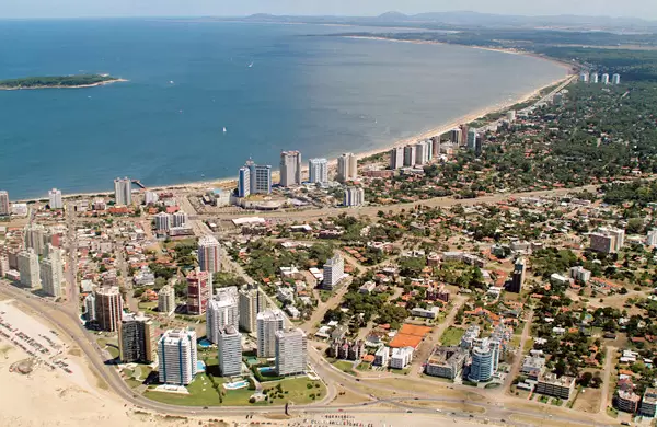 Plan recambio: quiénes son, de dónde vienen y en qué invierten los extranjeros que residen en Uruguay