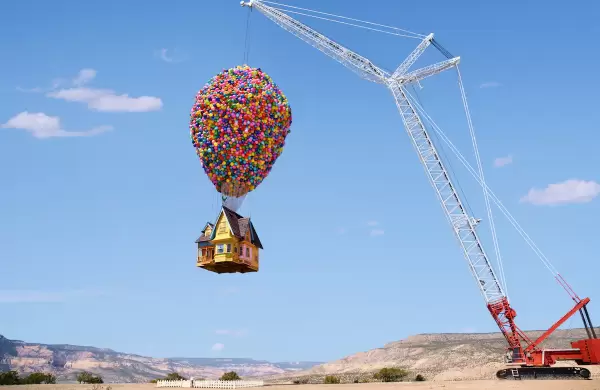 La casa de Up, la Mansión X, el pantano de Shrek y otros alojamientos extravagantes de Airbnb