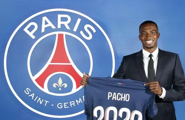 ¡Firmó contrato! William Pacho es jugador del PSG