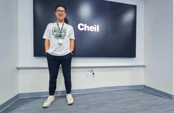 Un gigante de la publicidad de Corea del Sur fichó, dos veces, a este creativo ecuatoriano