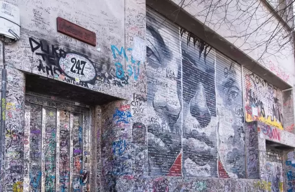 La Mansin del Trap y el quiebre esttico del tringulo de Duki para descubrir la esencia de todas las cosas