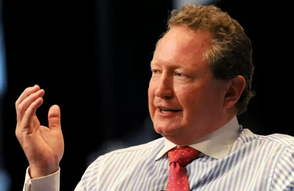 Los Forrest, fundadores de Fortescue y referentes del hidrógeno verde, sufren un revés millonario por la caída de dividendos