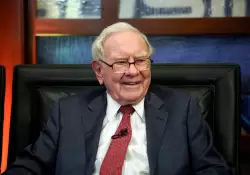 Los últimos movimientos de la cartera de Warren Buffett: ¿en qué recortó y dónde apostó?
