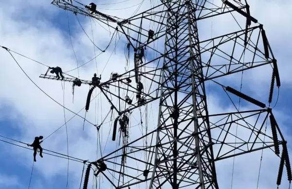 Noboa anuncia nueva Ley Econmica Urgente para que el sector privado genere ms energa