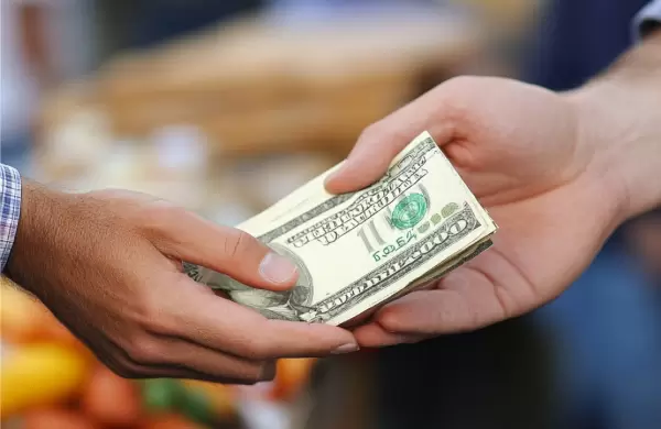 Pasando el sombrero nuevamente