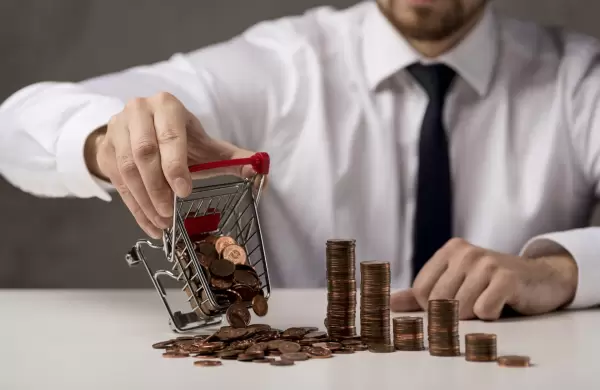 Incoherencias fiscales: El Estado gasta, mientras la inversin privada espera