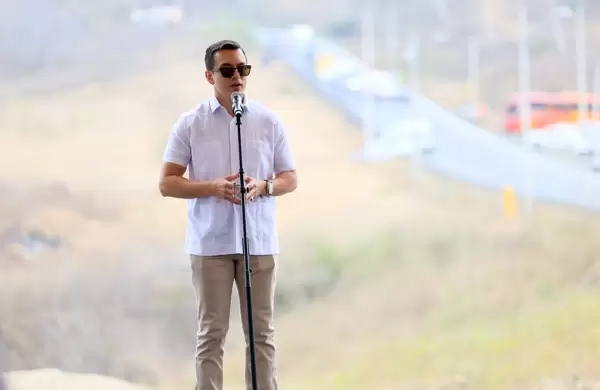 Noboa: "ya no debería haber apagones en diciembre"