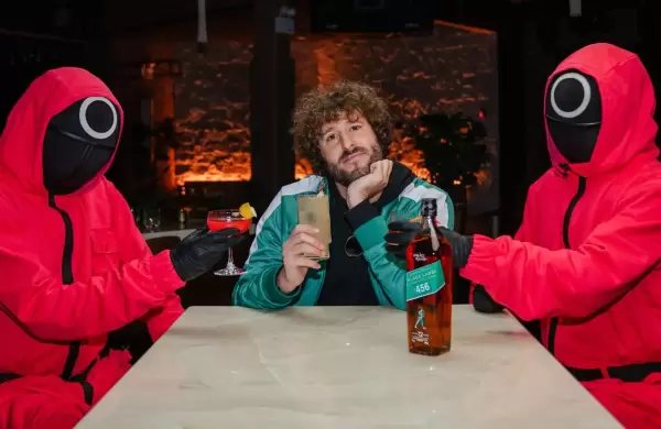 "El juego del calamar" celebra su nueva temporada con una edicin especial de Johnnie Walker