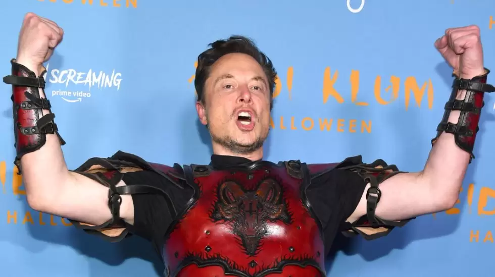 Elon Musk fiesta de Halloween 2022