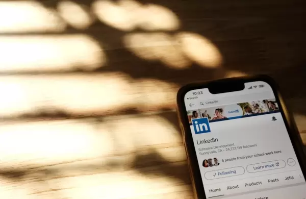 Quers llegar a los 100 "likes" en cada post de LinkedIn? ChatGPT tiene la receta