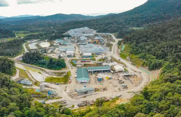 Lundin Gold implementa autogeneración de energía frente a la crisis eléctrica