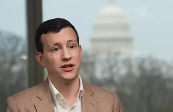 Se presentan como un nuevo modelo del capital de riesgo y tienen el respaldo de un lder importante de Silicon Valley