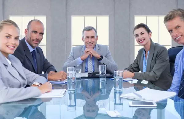 Perspectivas 2025: Por qué las empresas necesitan a más mujeres en puestos directivos