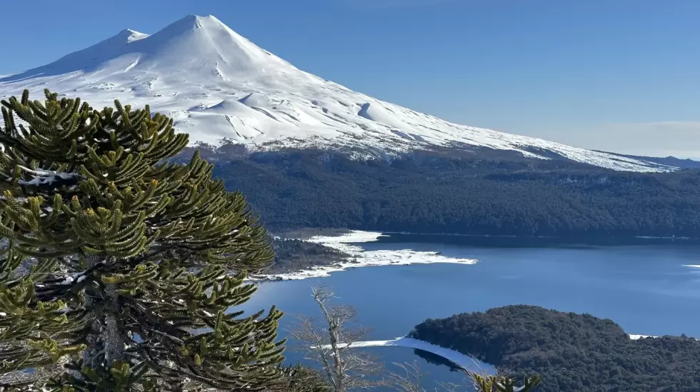 Llaima, uno de los volcanes ms activos de Chile, es la pieza central del Parque