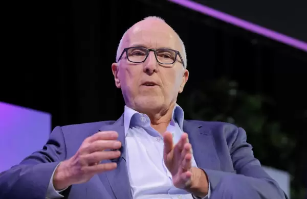 ¿Puede el multimillonario Frank McCourt salvar a TikTok de la prohibición en EE.UU.?: cuáles son sus planes