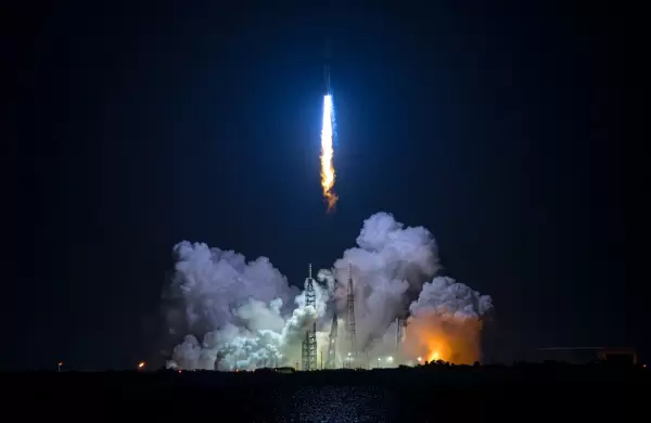 Jeff Bezos alcanza un nuevo hito: Blue Origin puso finalmente en órbita con éxito su cohete New Glenn
