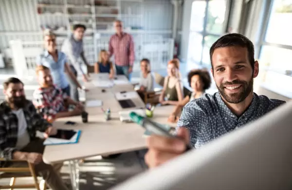 Del bloqueo mental al crecimiento del negocio: 8 estrategias para emprendedores