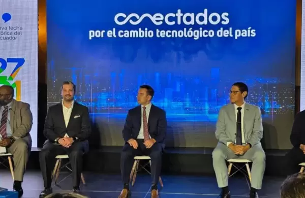 Noboa: "Make America, the continent, great again"; CNT y Google firmaron acuerdo