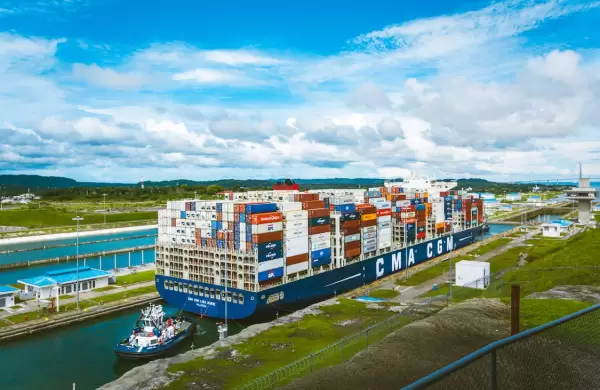 Así está la disputa por el Canal de Panamá y la flota naviera de origen chino
