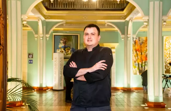 Buscamos solteros & solteras para una noche de pasta; el gancho de Capital Gastronómica
