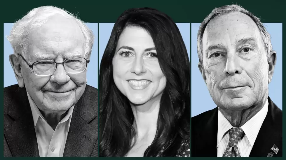 Warren Buffett, CEO de Berkshire Hathaway; MacKenzie Scott, novelista y filntro