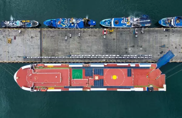 Manta atrae a las navieras car carriers como Cosco Shipping