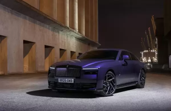 Conozca el Rolls-Royce más potente de la historia: el Black Badge Spectre
