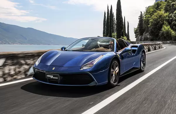 Forbes prueba la Ferrari 12 Cilindri Spider: lo que hay que saber