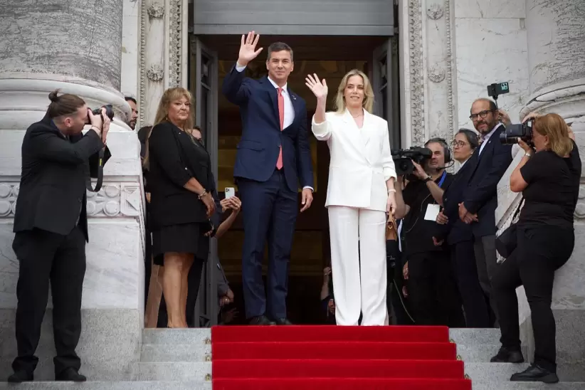 Santiago Pea, presidente de Paraguay y su esposa Leticia Ocampos. Foto: Nicols Garrido.